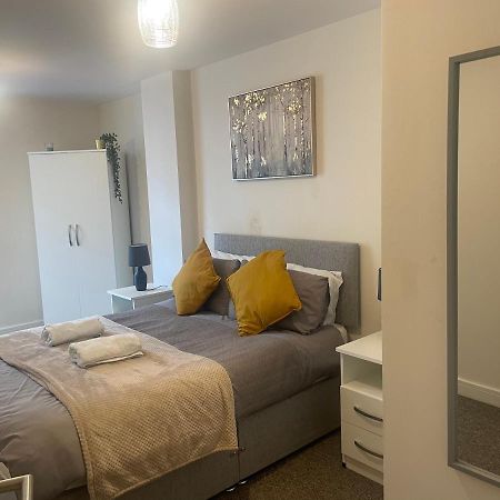 Stylish Two Bed In The Heart Of The City Birmingham Exterior foto